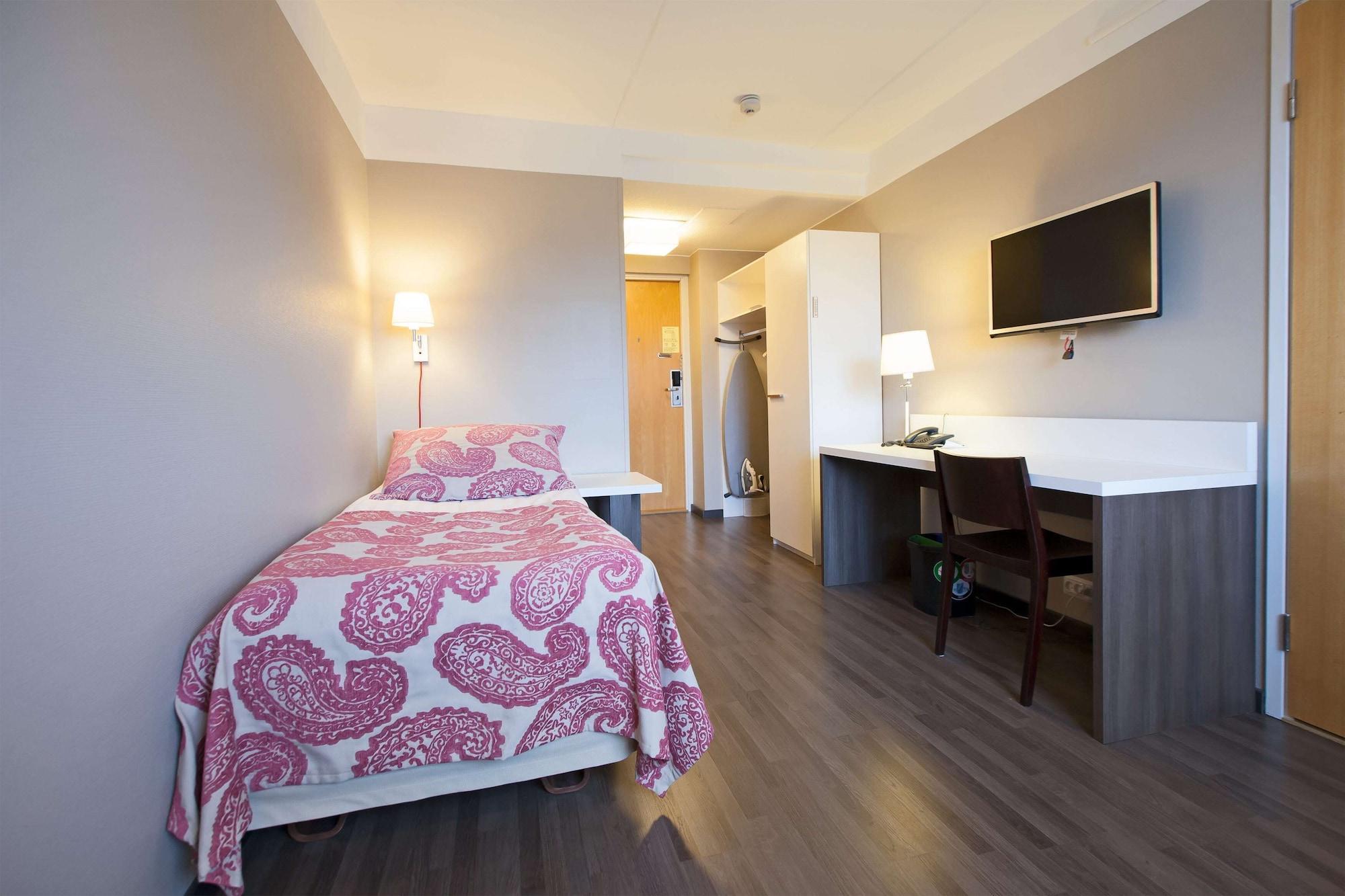 Hotel Kajanus Каяані Екстер'єр фото